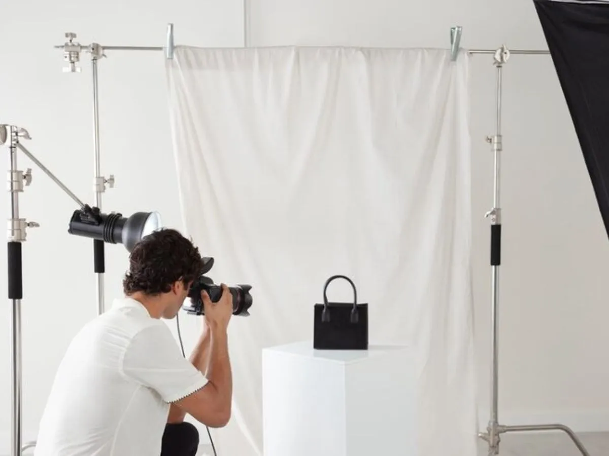 Why Does Product Photography Montreal Matter For Online Sales