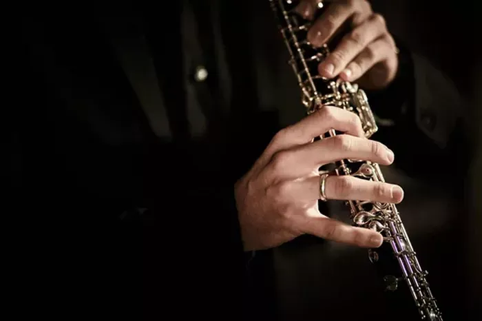 How to Play Low B Flat on Oboe: Step-by-Step Guide