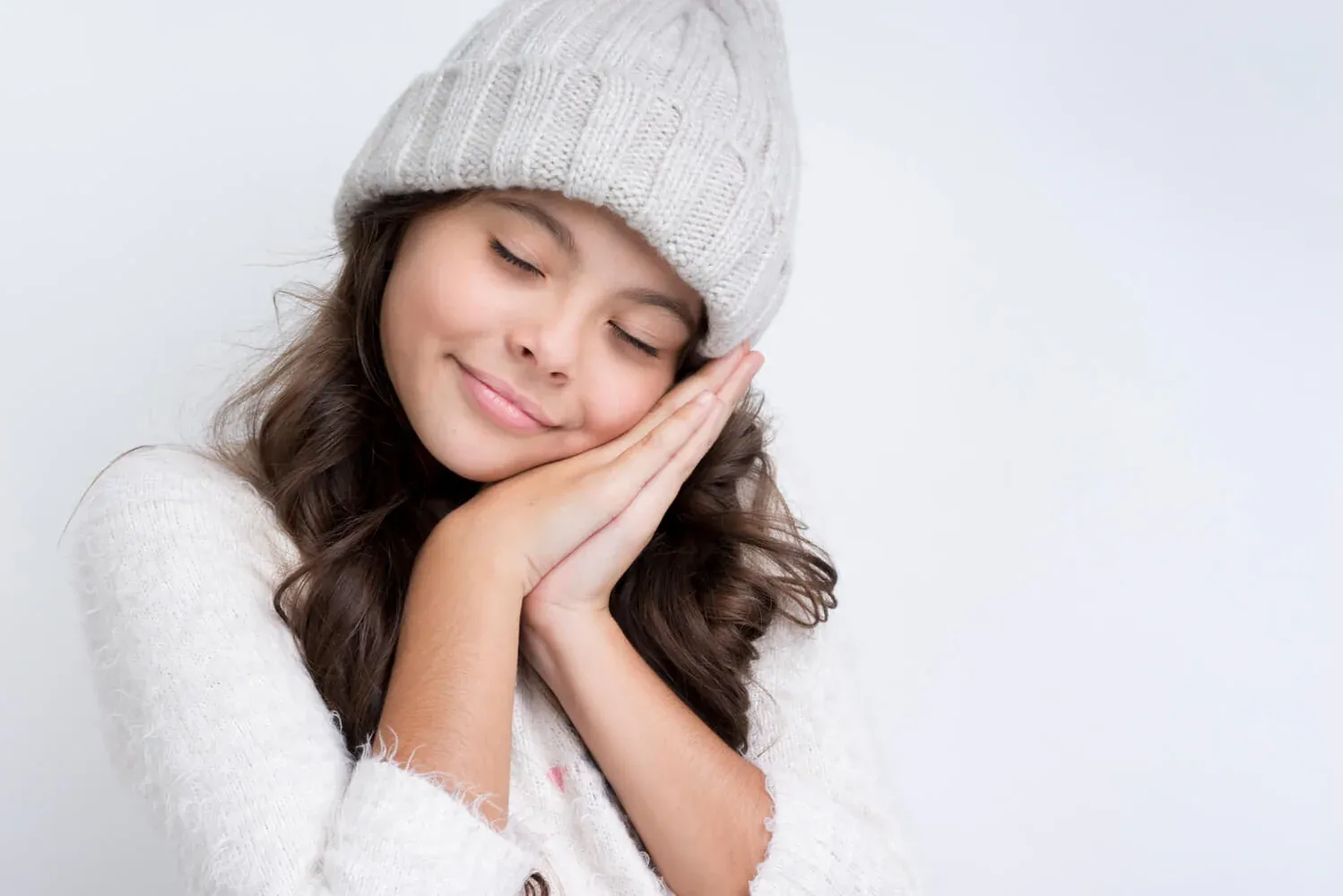 Top Ingredients Dermatologists Recommend for Aging Skin (That Are Actually Natural)