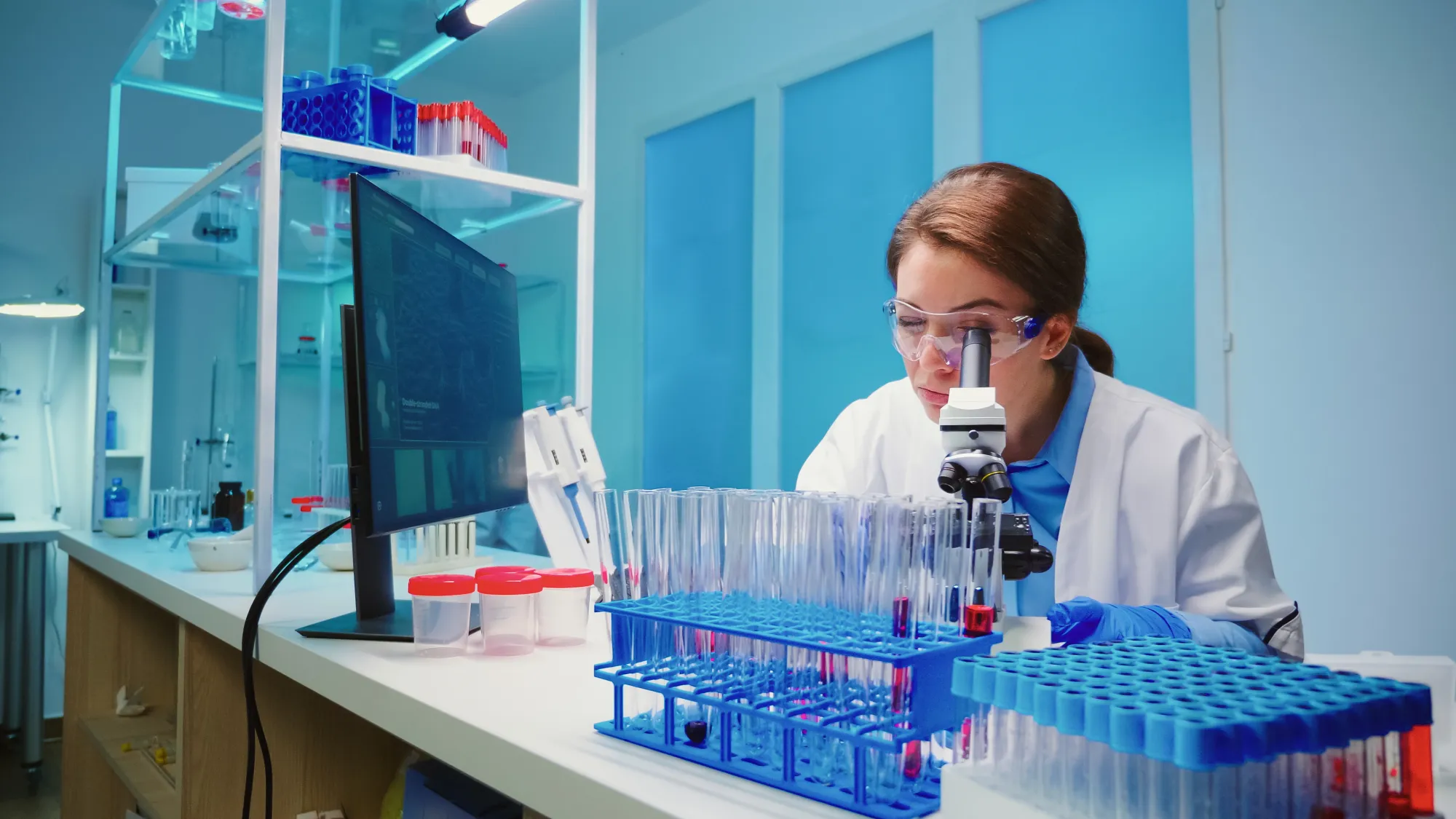 Scaling Smarter: The Strategic Case for Biotech Outsourcing Through CDMOs