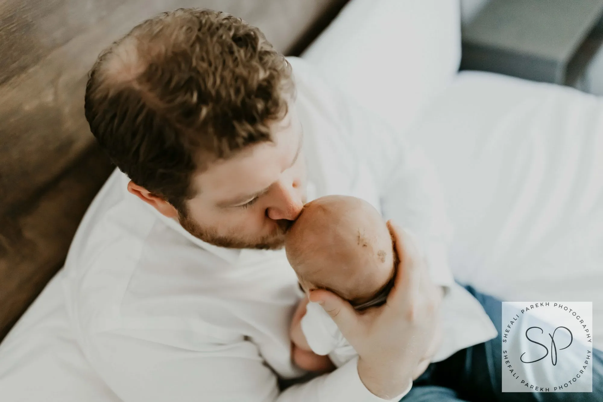 Freeze the Tiny Toes & the Glowing Bump: A Guide to Newborn Photography & Maternity Photos