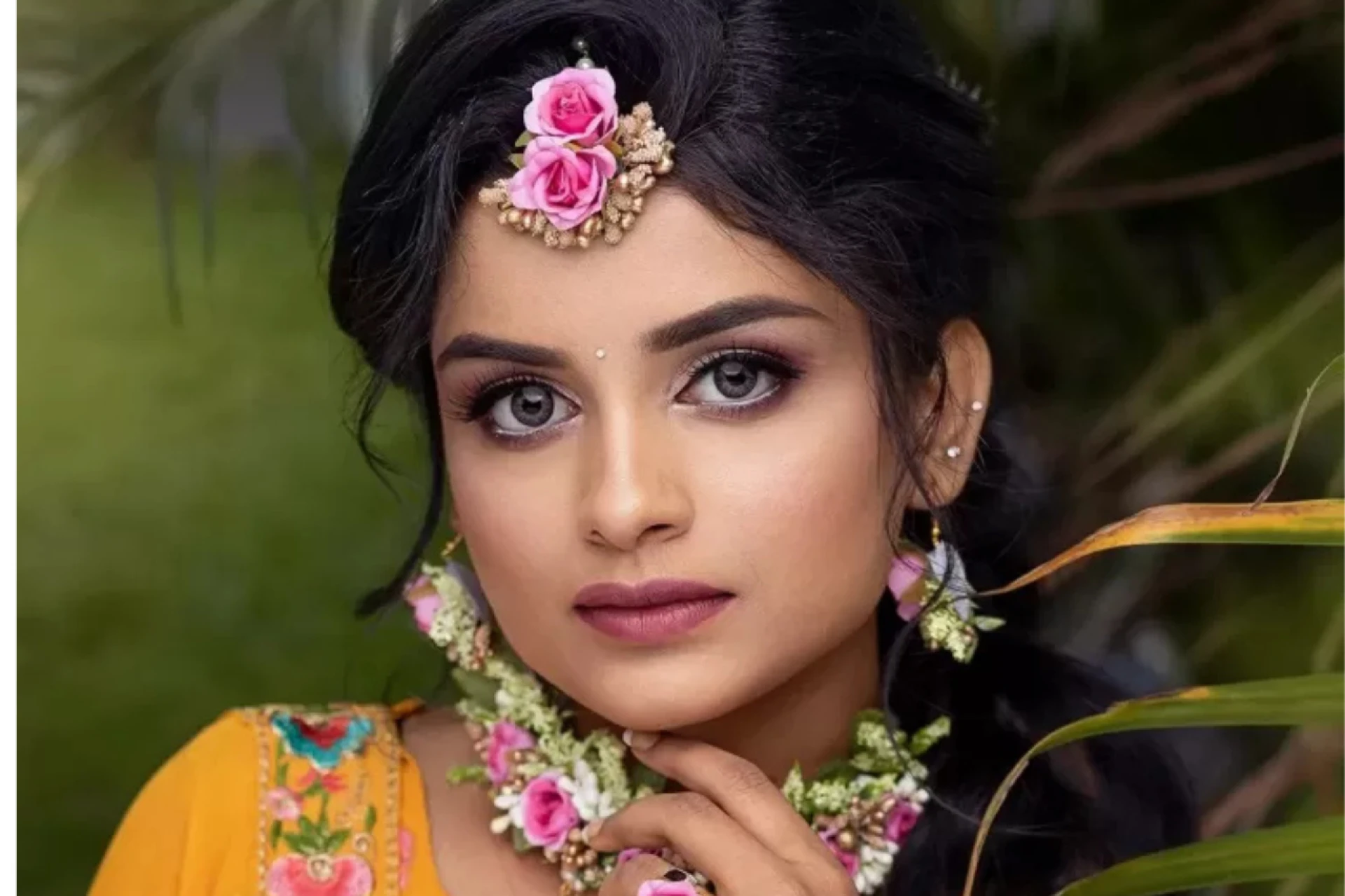 Haldi Makeup for Brides: Keeping It Comfortable and Long-Lasting