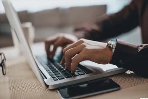 Should Aventura Building Owners Consider Smart Elevator Technology?