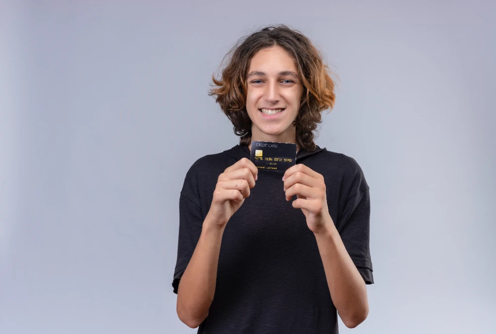 Choosing the Best Instant Approval Credit Cards in 2025