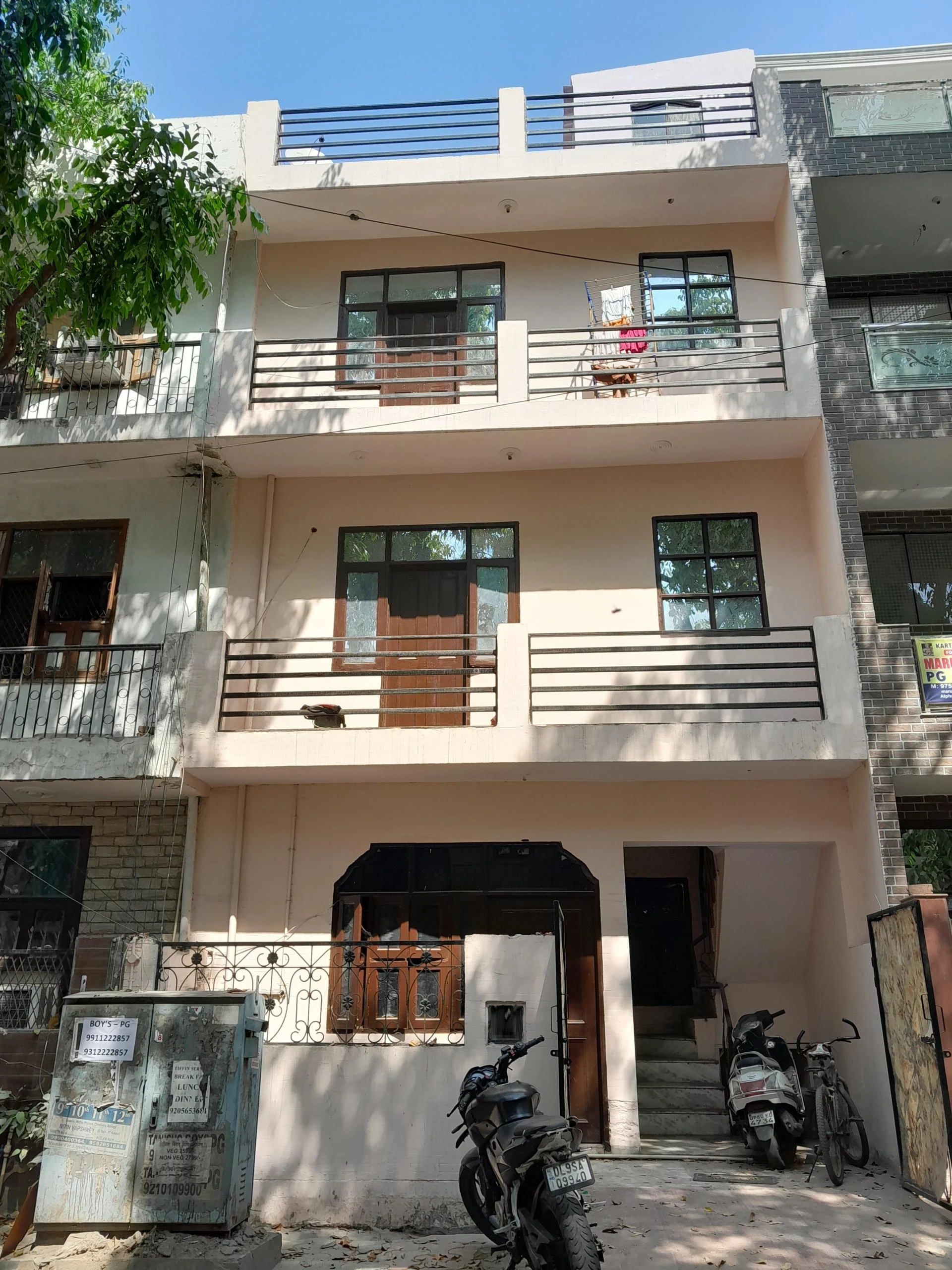 Residential Properties in Alpha 1, Greater Noida. Shiva Associates | Greater Noida Property Dealer