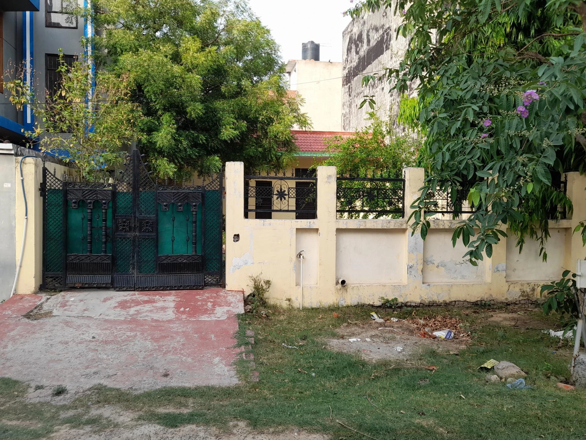 Residential Properties in Alpha 1, Greater Noida. Shiva Associates | Greater Noida Property Dealer