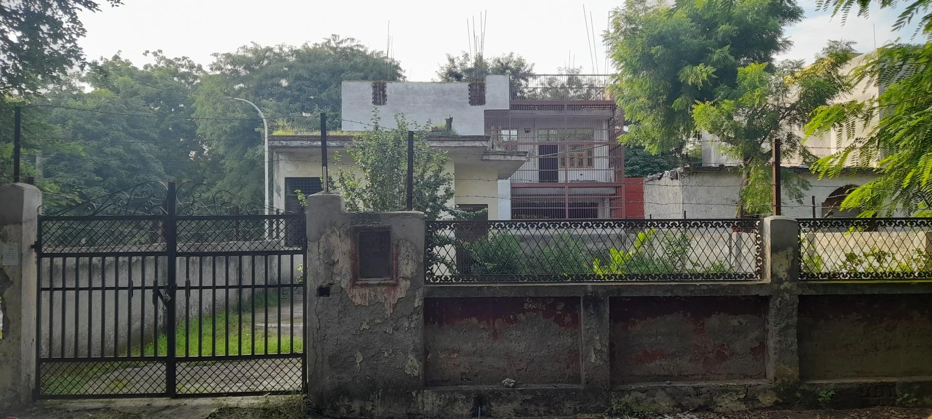 Residential Properties in Alpha 1, Greater Noida. Shiva Associates | Greater Noida Property Dealer