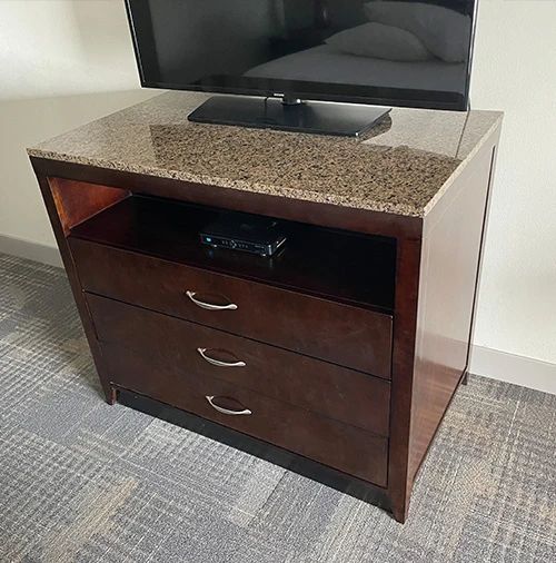 Techniques Used By Professionals for Efficient Furniture Repair in Hotels