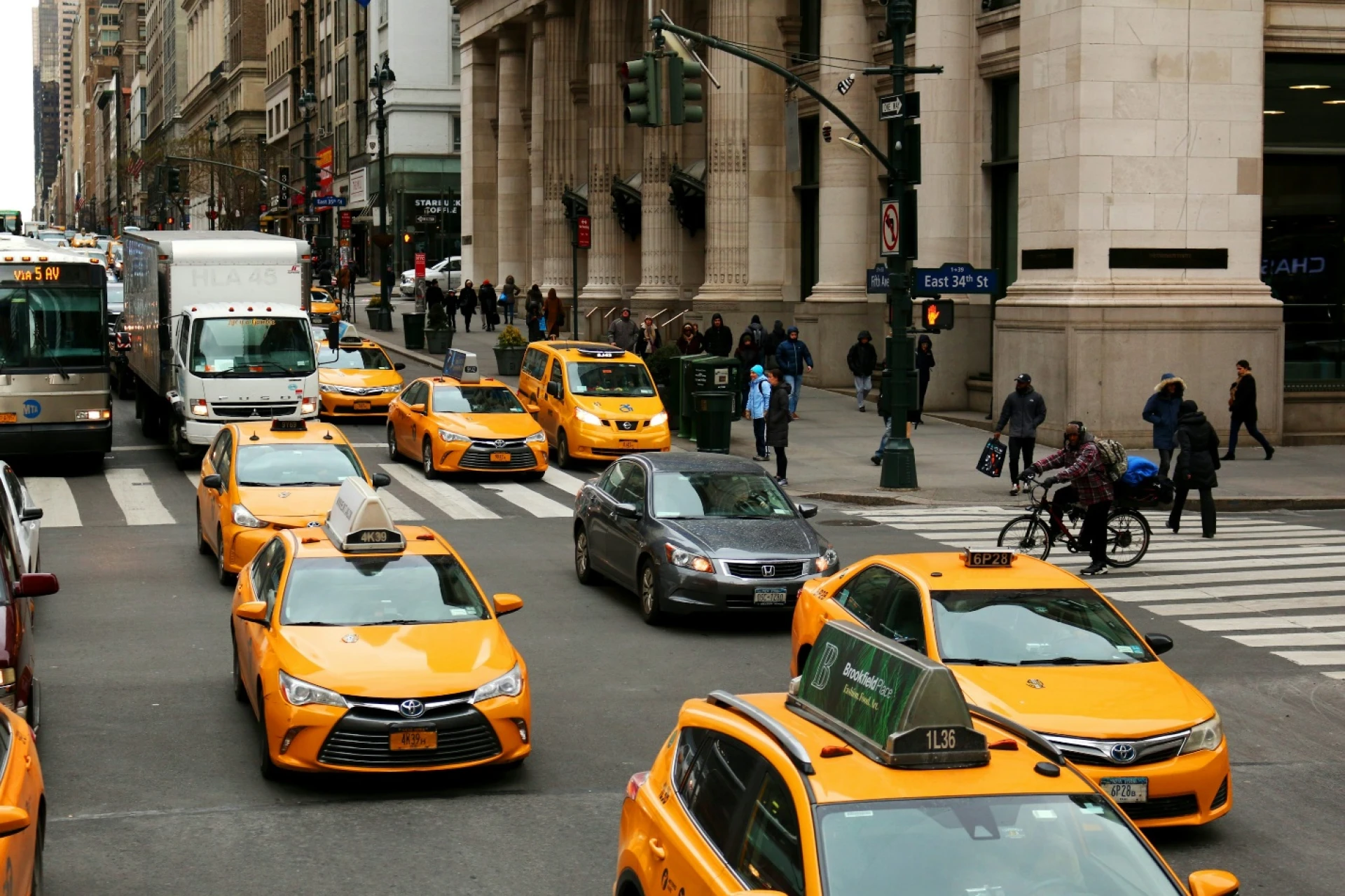 Why Vehicle Security Cameras with Audio Recording Provide Complete Evidence