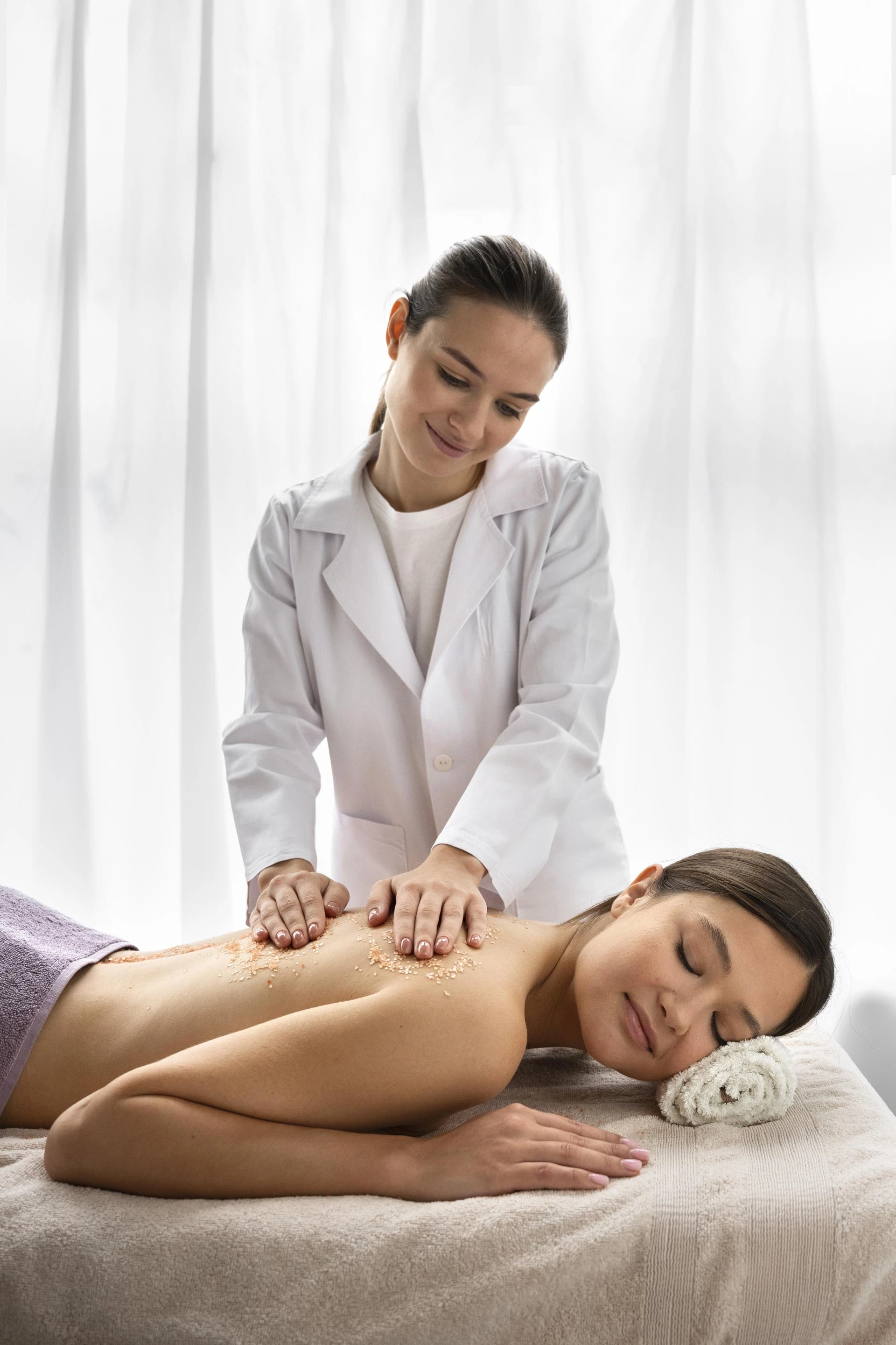 Top Reasons To Choose A Private Massage Therapist Near Me