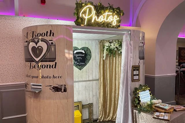 Bring the Wow Factor to Your Celebration with an Interactive Snap Booth