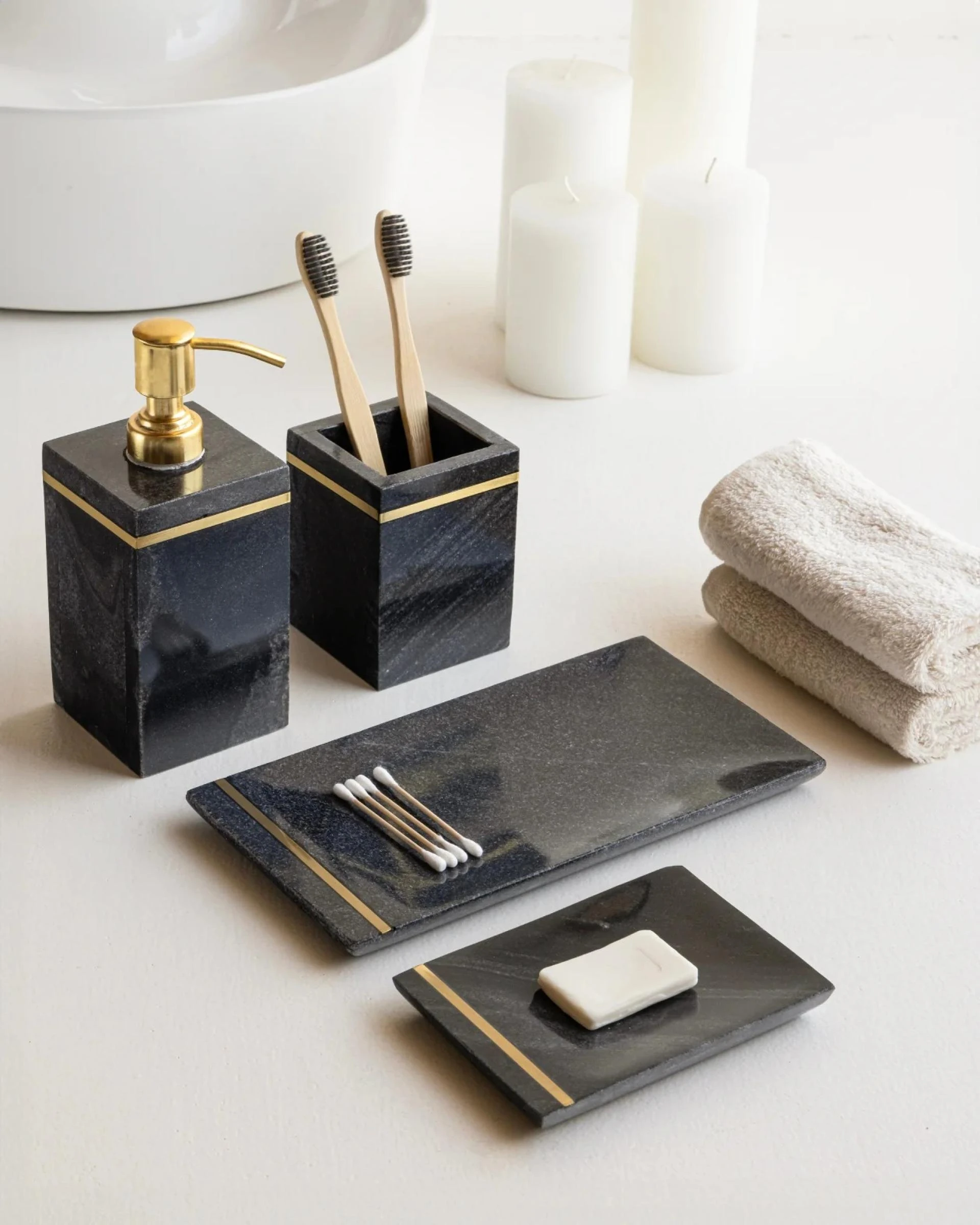 Black Marble Bathroom Set Buying Guide: What to Look for Before You Purchase
