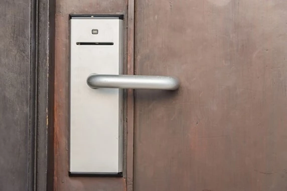 How to Enhance Your Business Security with Custom Lock Solutions