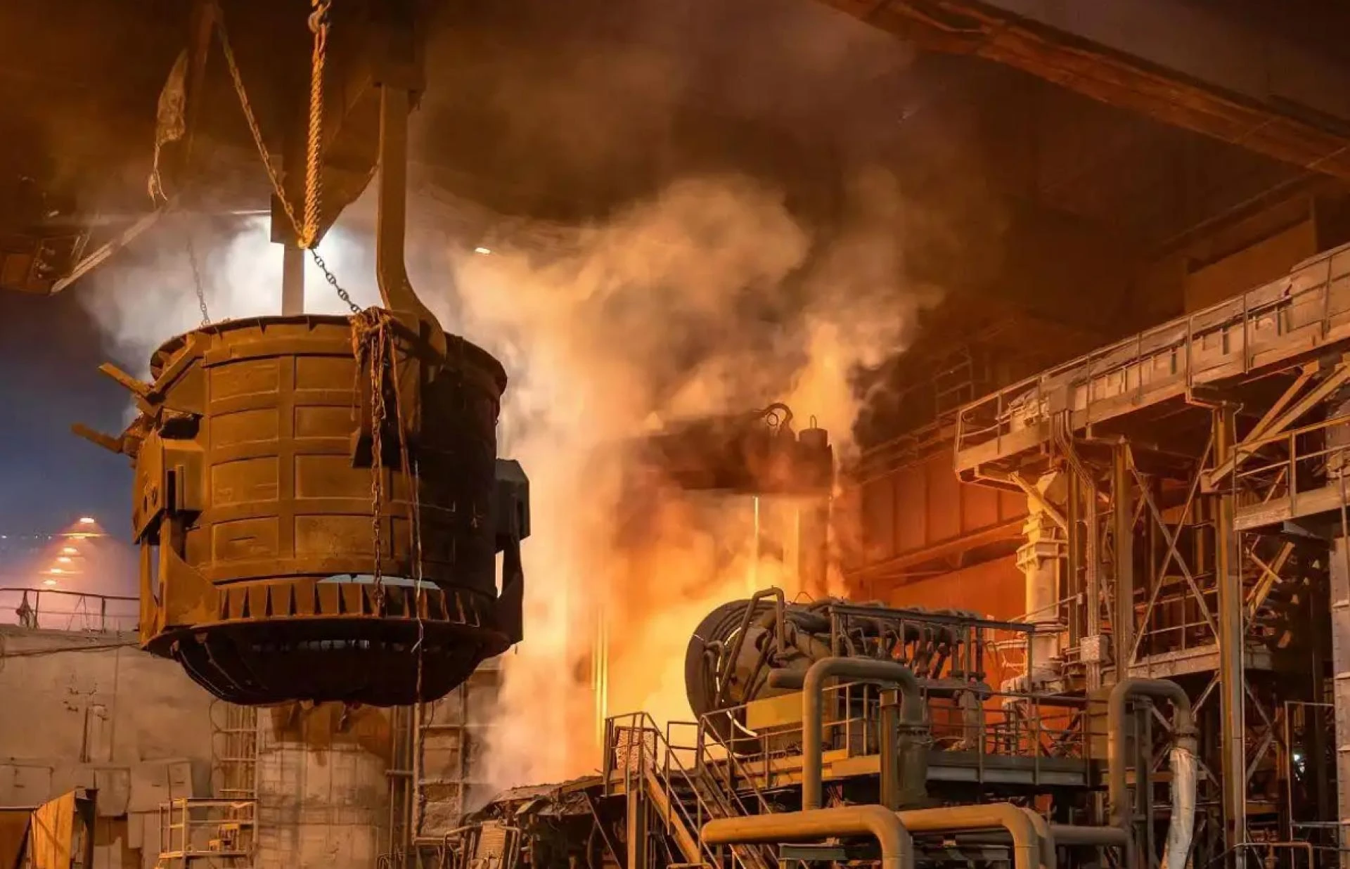 China's Steel Production and Exports in Q1
