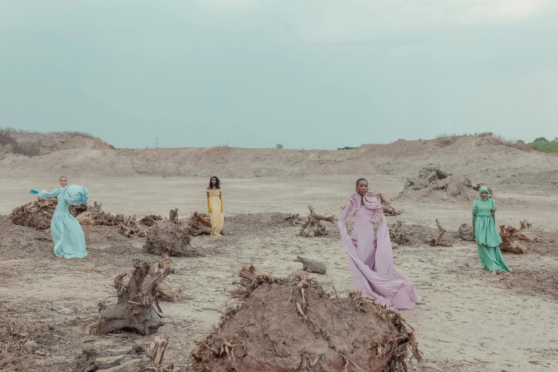 Minimalist Summer Dresses That Keep You Cool & Chic