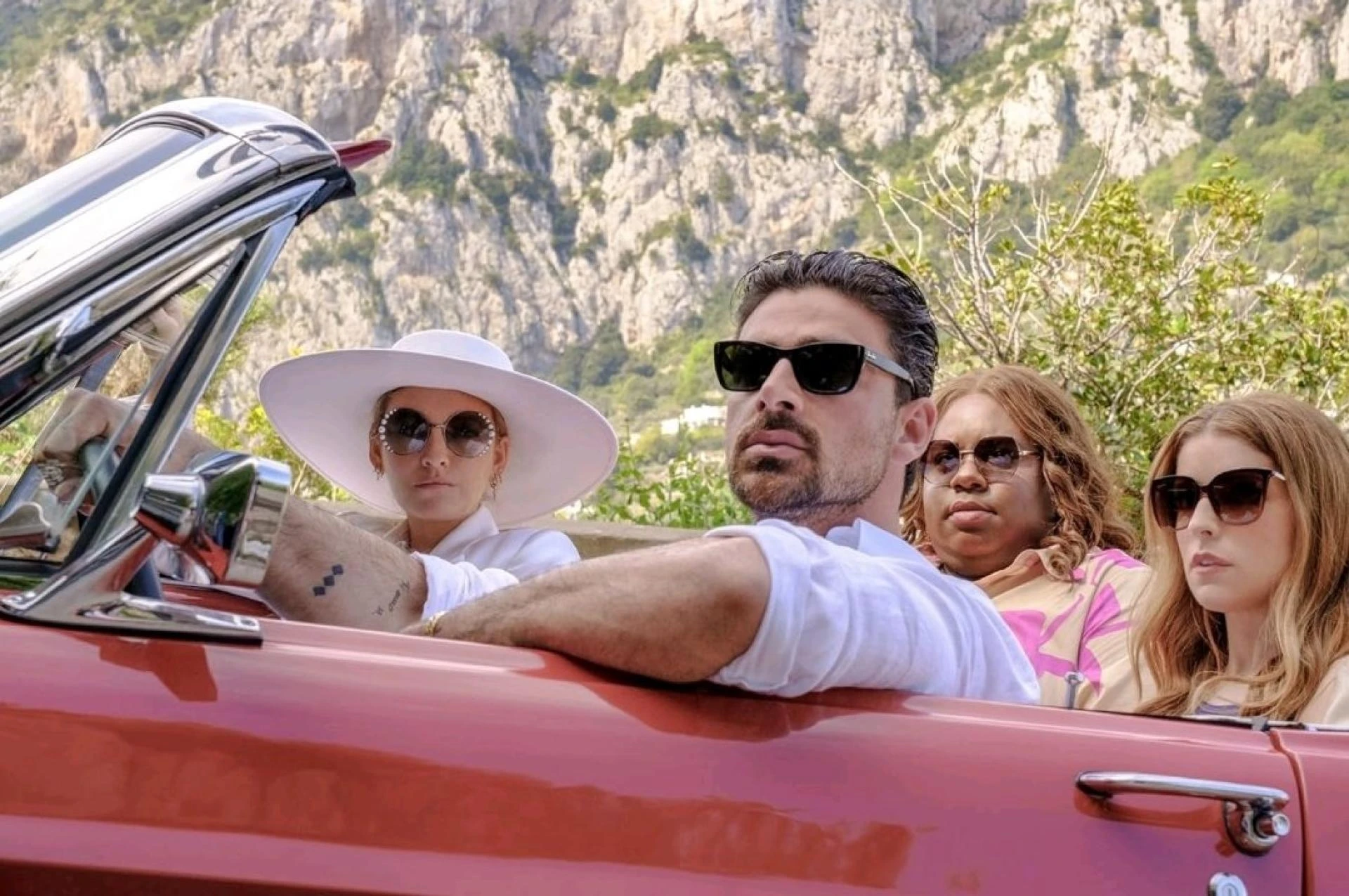 Another Simple Favor 2025 – The Resurgence of Elegance, Betrayal, and Surprises