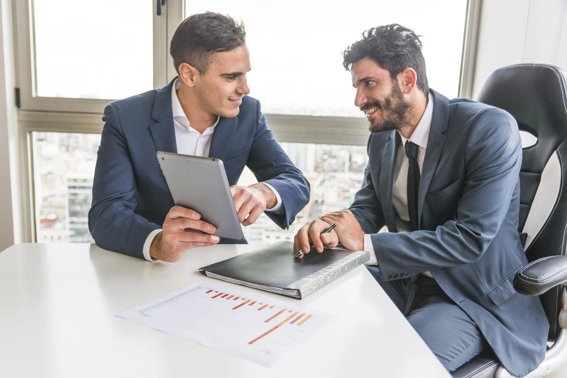 The Top Benefits of Outsourcing CFO Services for Growing Companies