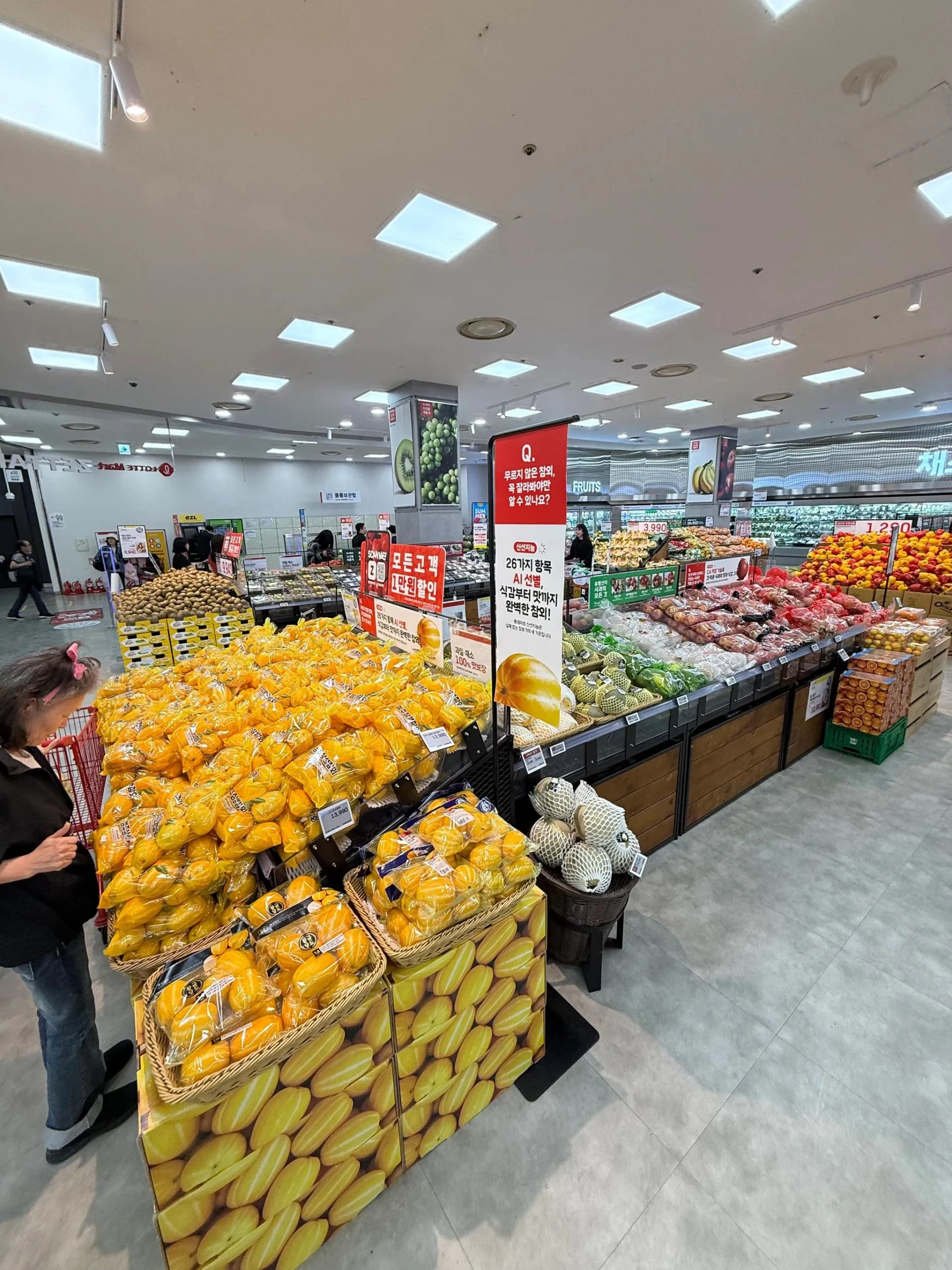 What to Grab at Lotte Mart: A Must-Have Korean Snack & Gift Guide for U.S. Travelers