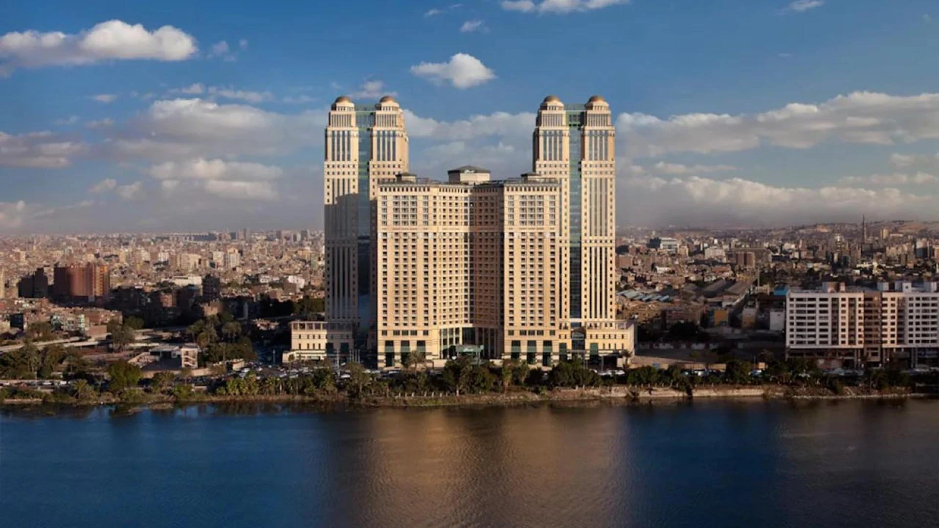 Top 10 Luxury Hotels and Resorts in Egypt for a Dream Vacation