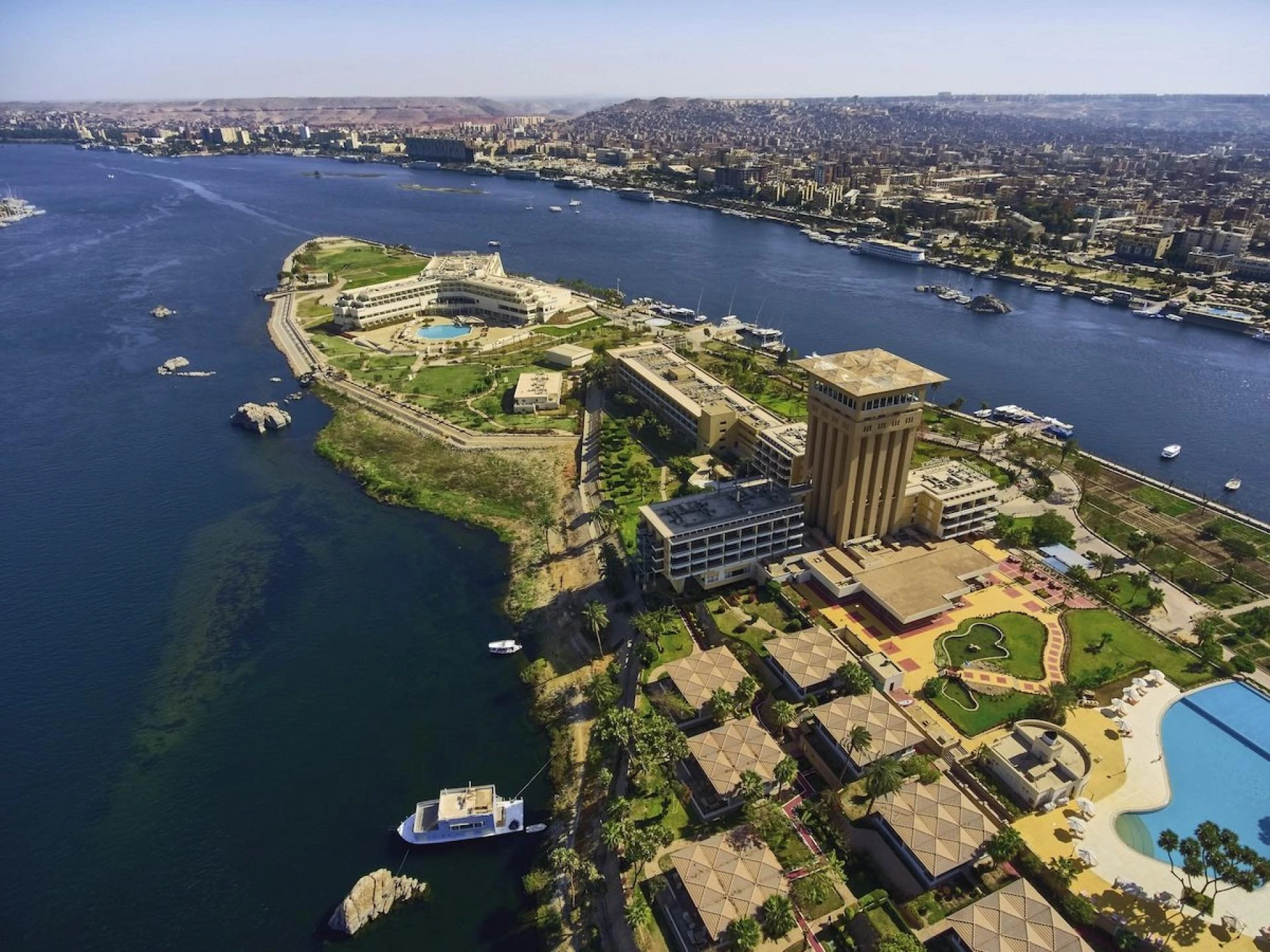 Top 10 Luxury Hotels and Resorts in Egypt for a Dream Vacation
