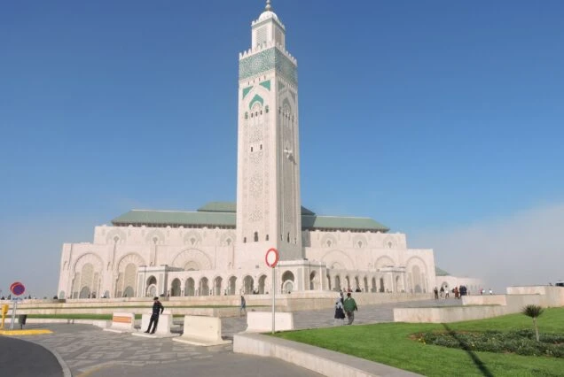 Explore Morocco’s Vibrant Cities, Majestic Mountains, and Vast Desert