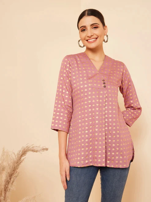 The Return of the Short Kurta For Women: Why It's a Must-Have This Season
