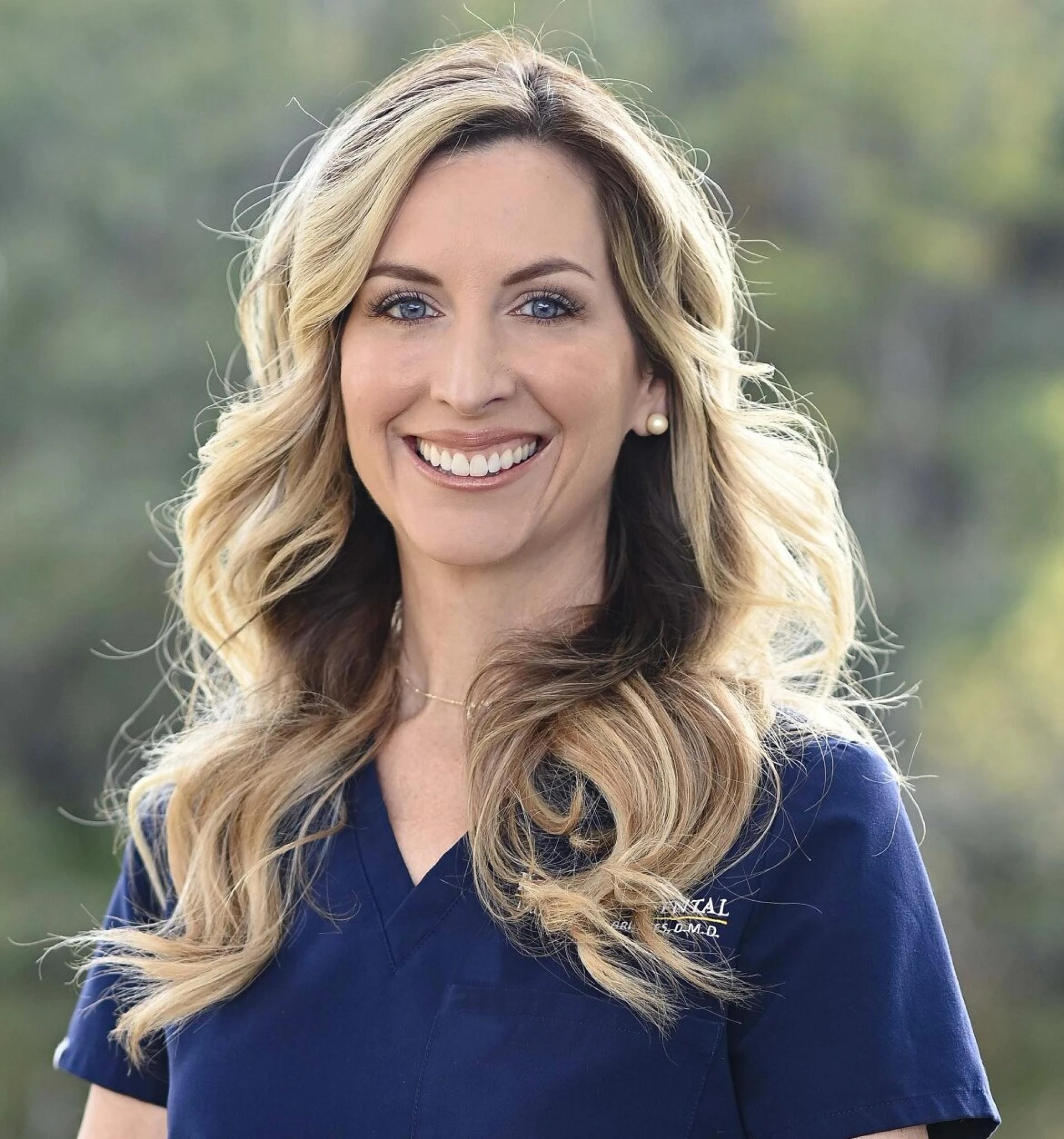 Dentist Bridges – Your Trusted Dentist in Valrico, FL for Family-Friendly Dental Care