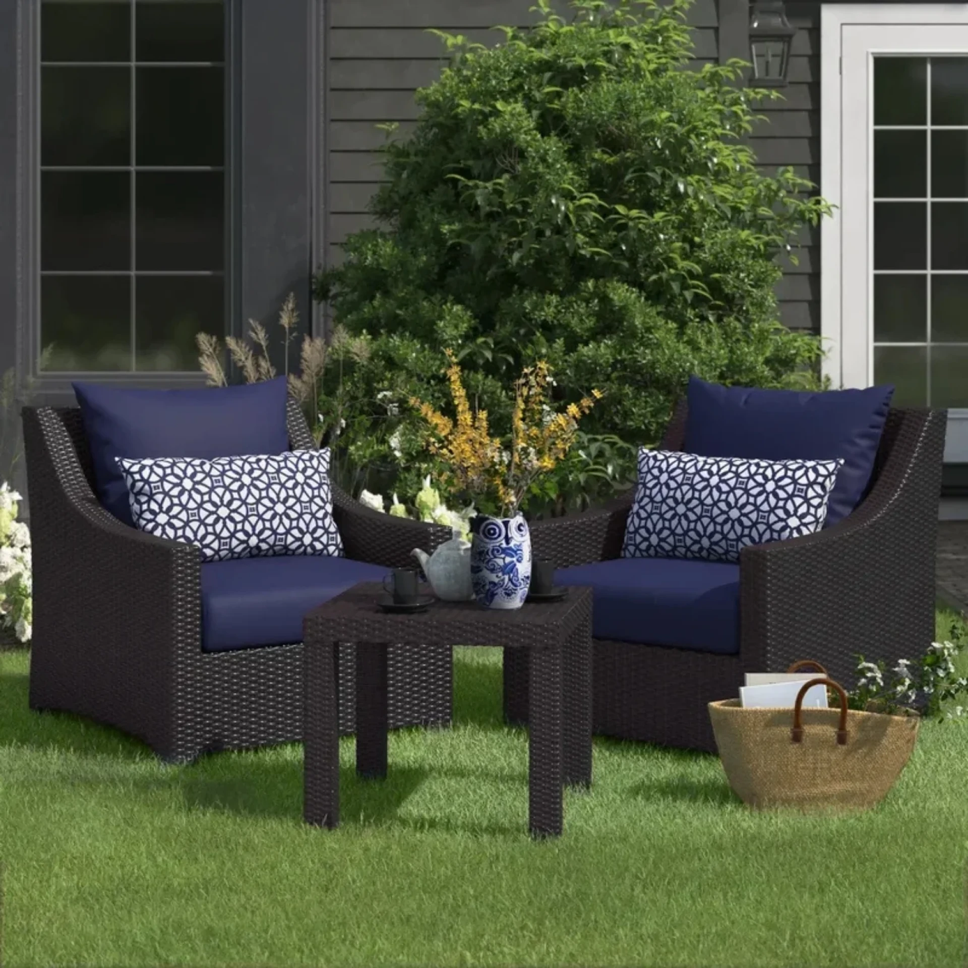 How Outdoor Furniture Will Evolve with the Rise of Compact Urban Gardens