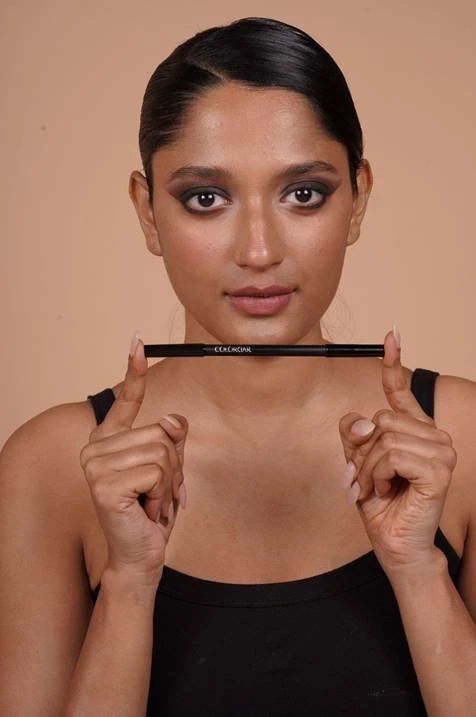 No Eyeshadow? No Problem! Create Stunning Smokey Eyes with Just Kajal