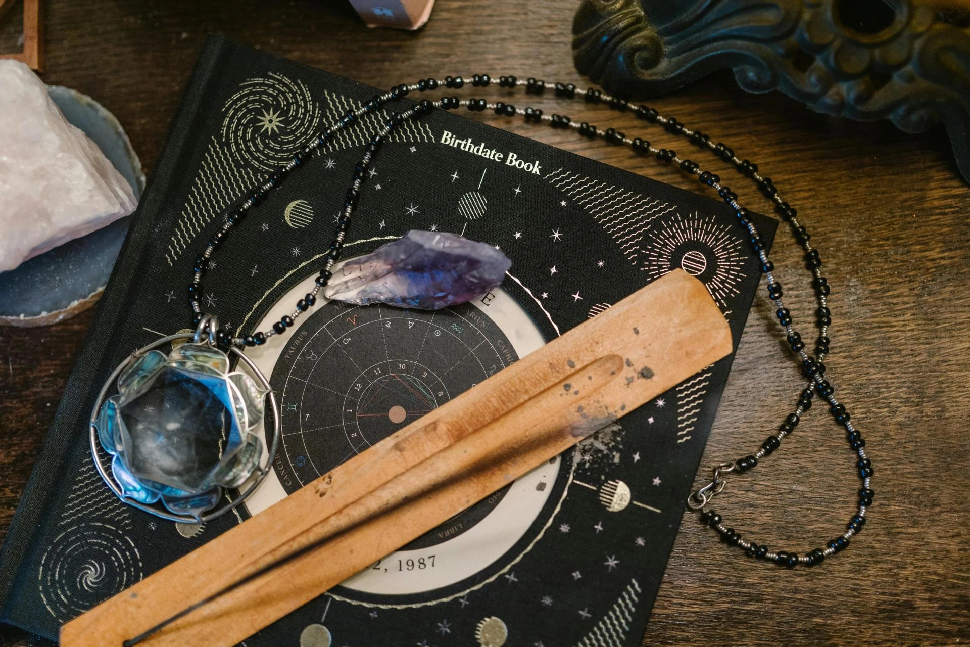 Astrology and Tarot Card Reading vs Numerology – Which One Truly Guides You?