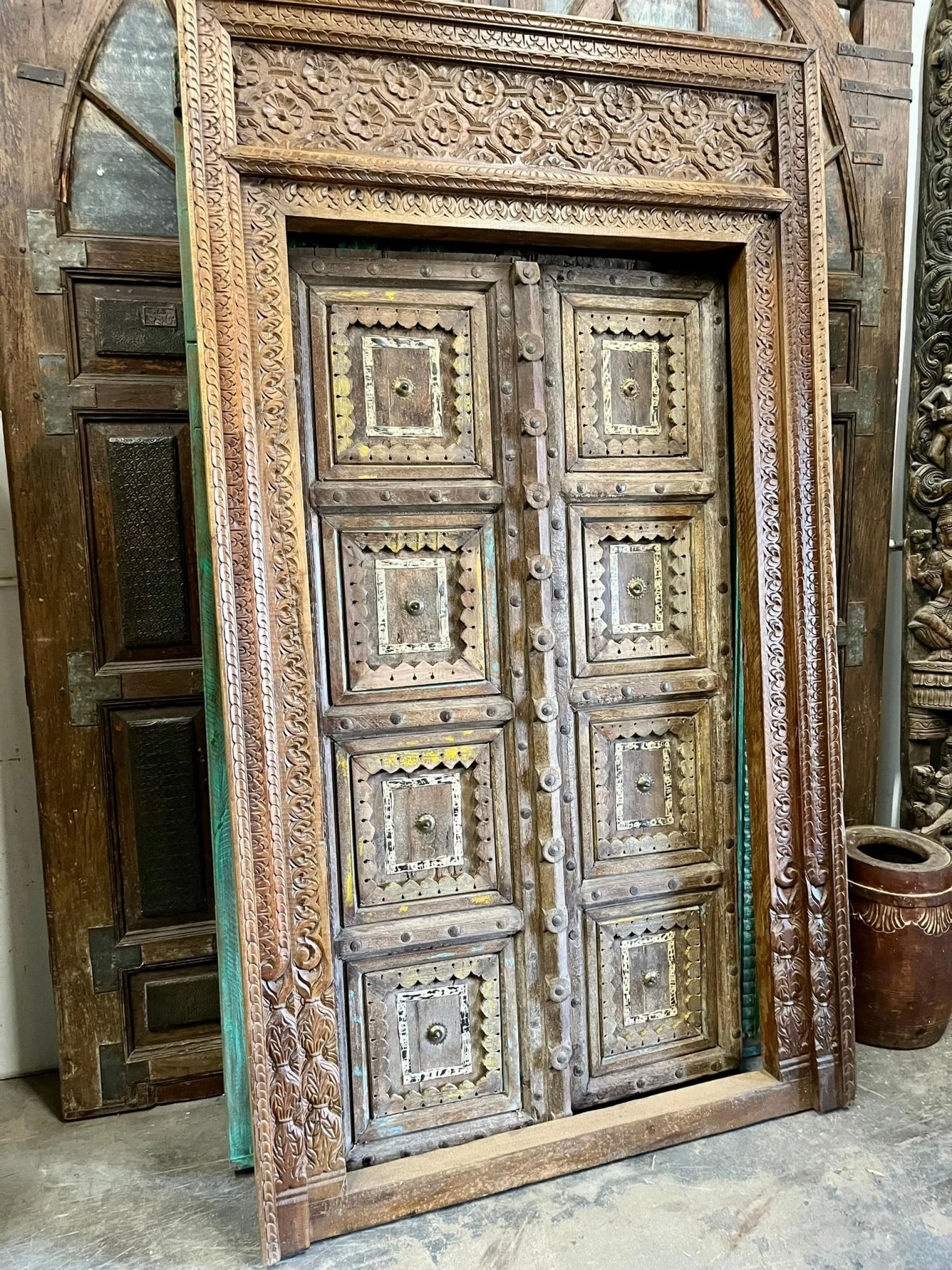 Rustic Gentlemen's Lodge: A Blend of Eclectic Style & Vintage Doors