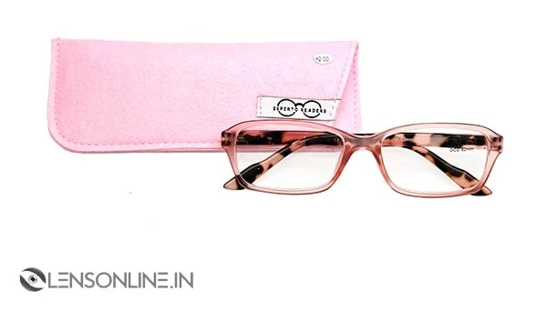 Lensonline.in Offers Premium Reading Glasses for Men and Women with a Fashionable Edge