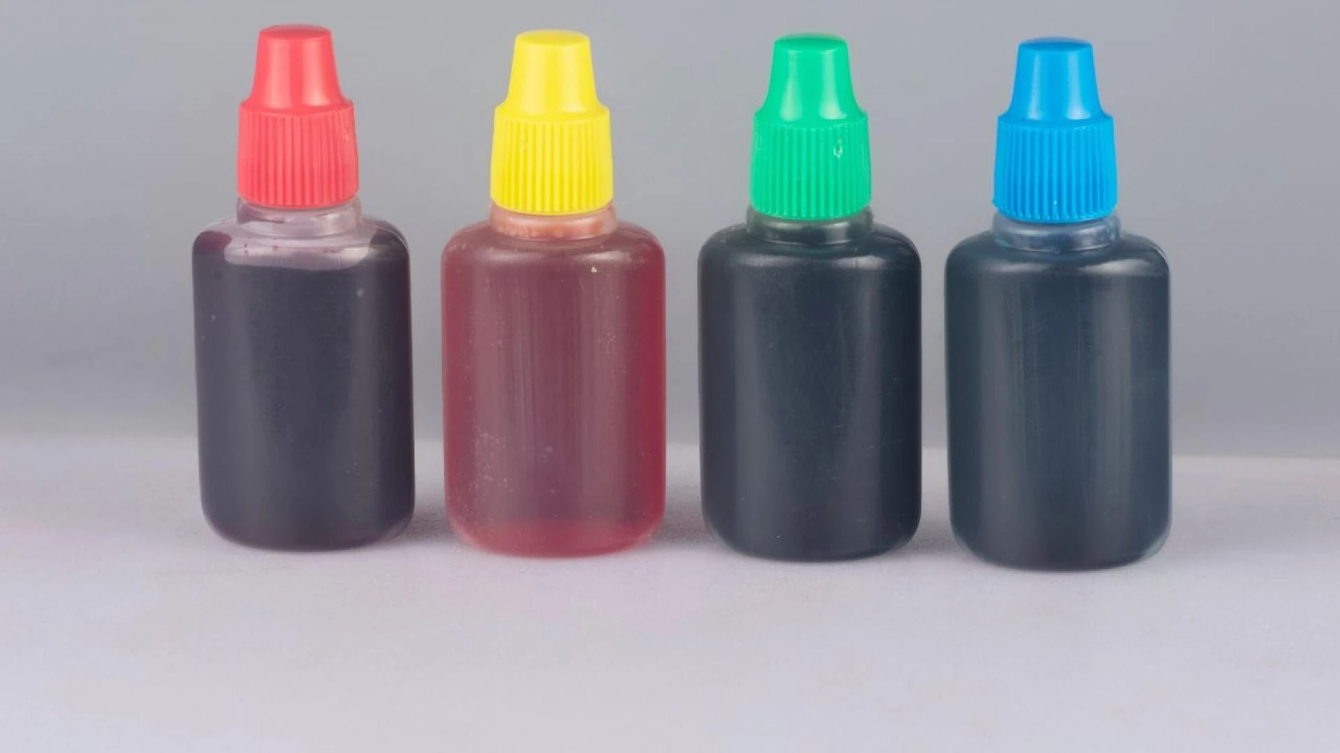 Direct Black Dyes for Bold and Lasting Textile Colors