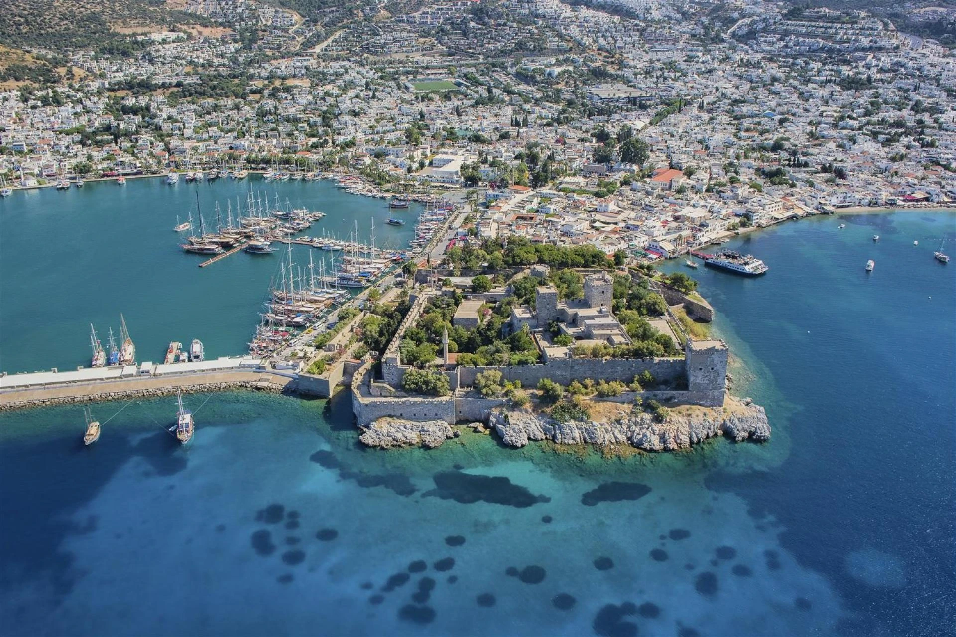Bodrum: Your Gateway to the Aegean Paradise and Seamless Transfers