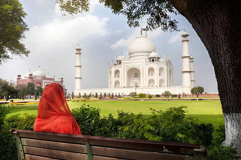 Solo Travel in India: Exploring the Golden Triangle – Delhi, Agra, and Jaipur
