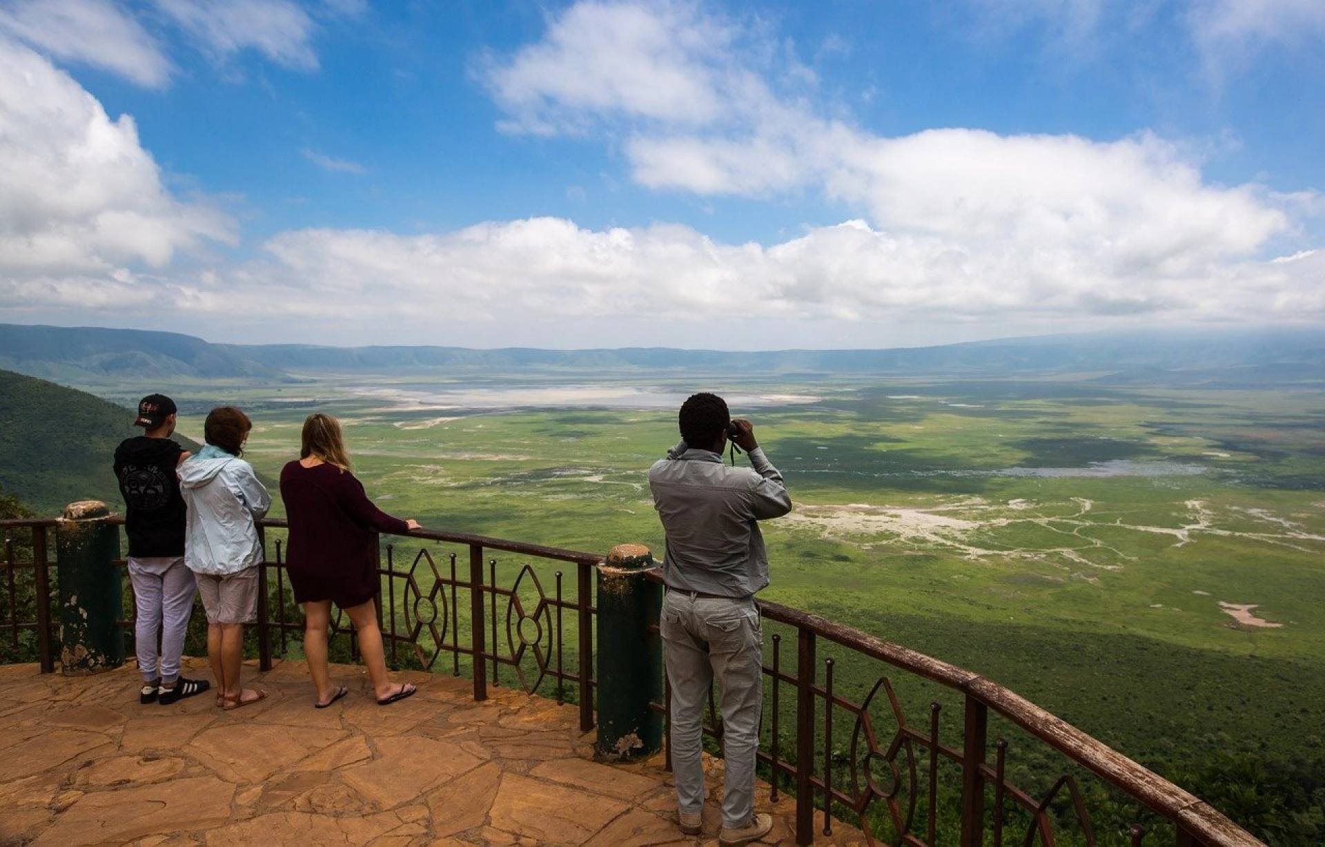 Discover the Wonders of Africa with Signature Tanzania Safari Experiences