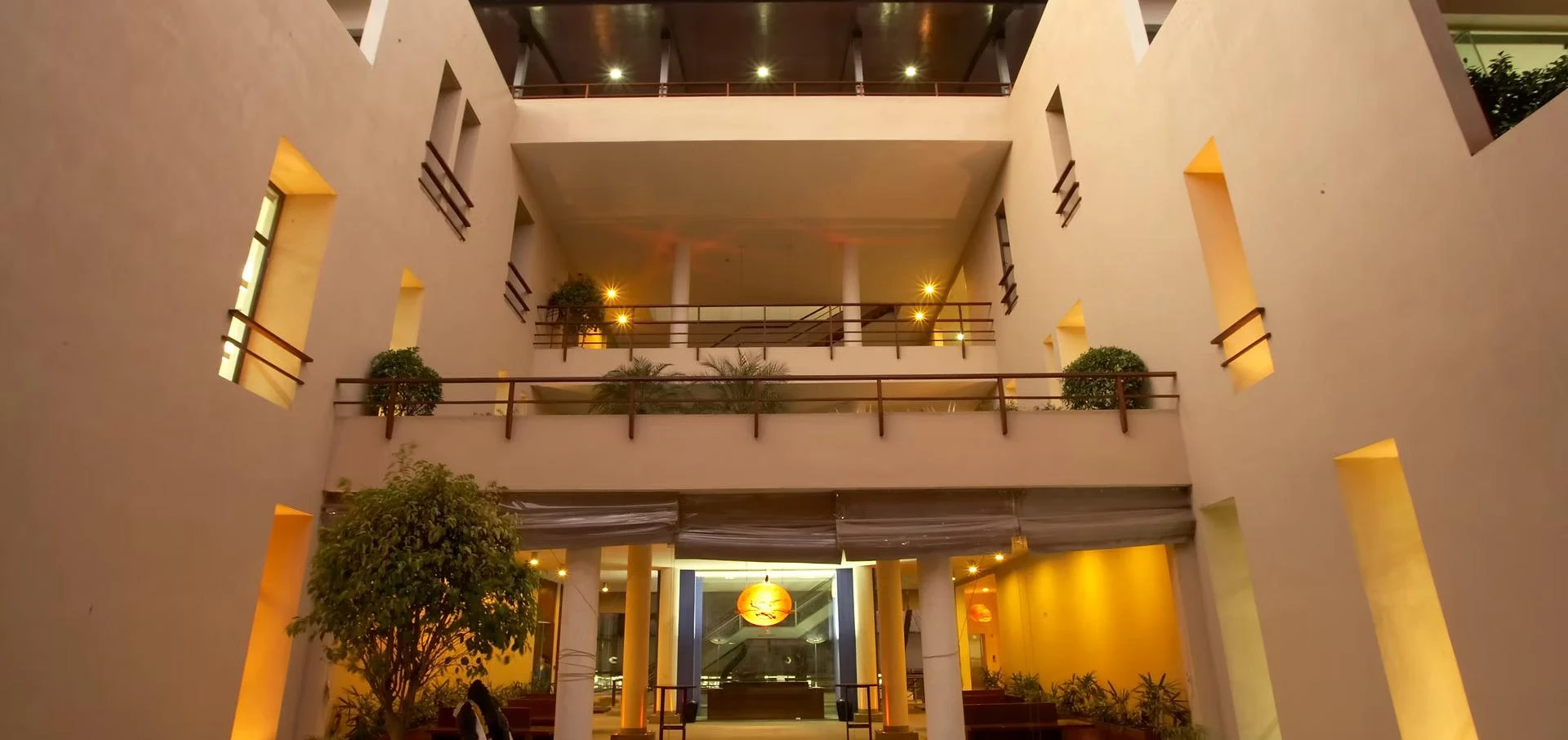 Top Office Building Architecture Trends Shaping Modern Workspaces