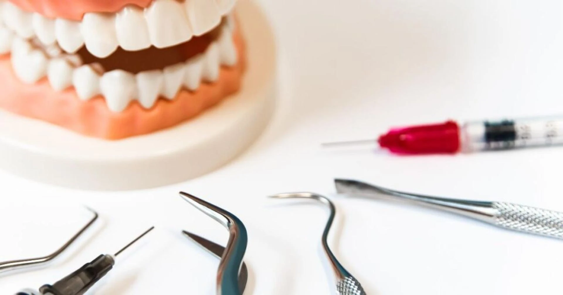 The Role of Laser Therapy in Modern Periodontal Disease Treatment !