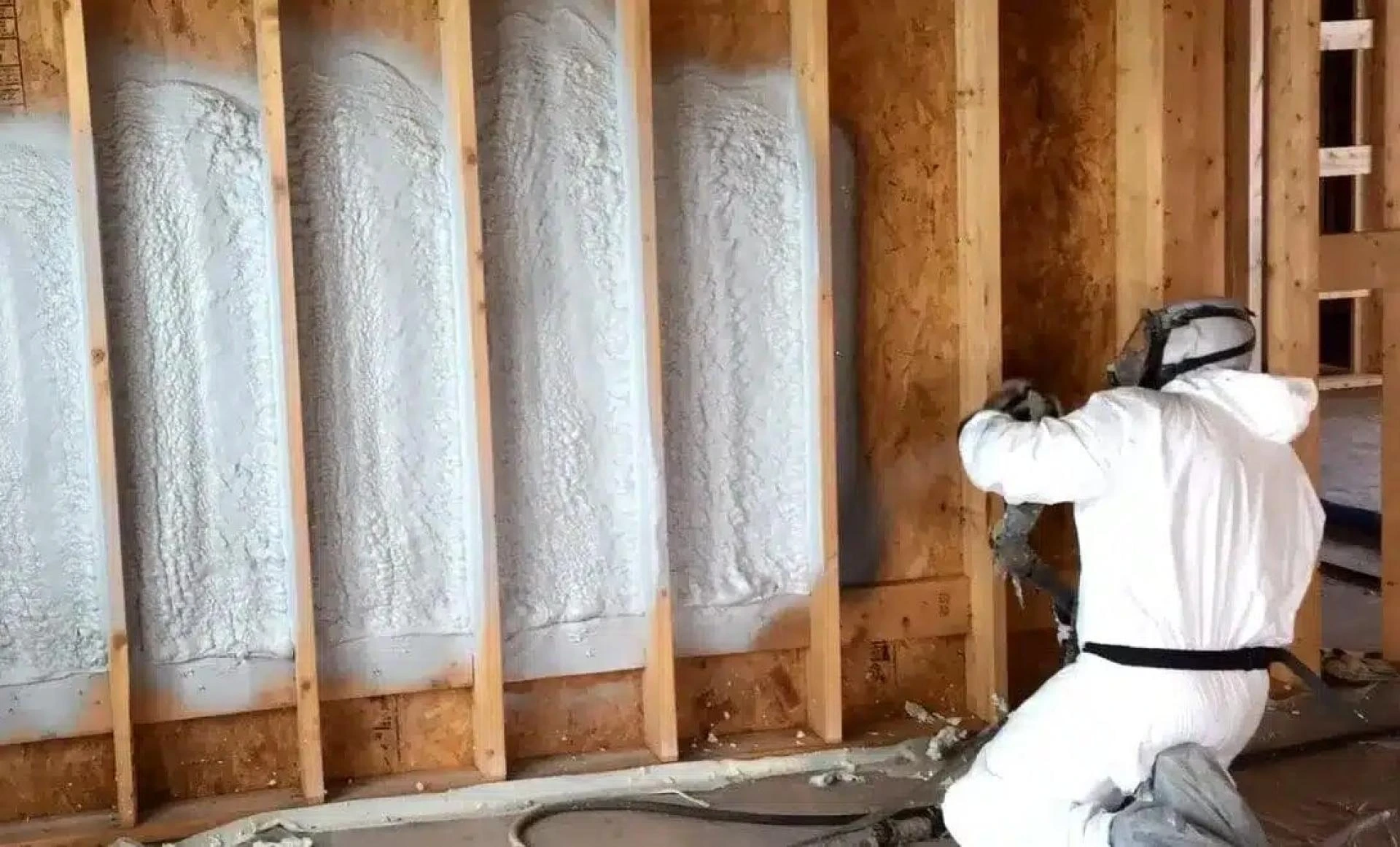 Why Closed-Cell Spray Foam Is Perfect for Harsh Winters in New Braunfels, TX