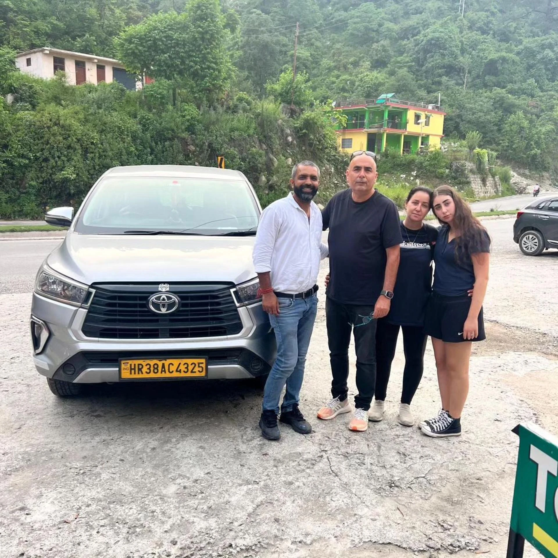 A Personalized Golden Triangle Experience with a Private Chauffeur in India