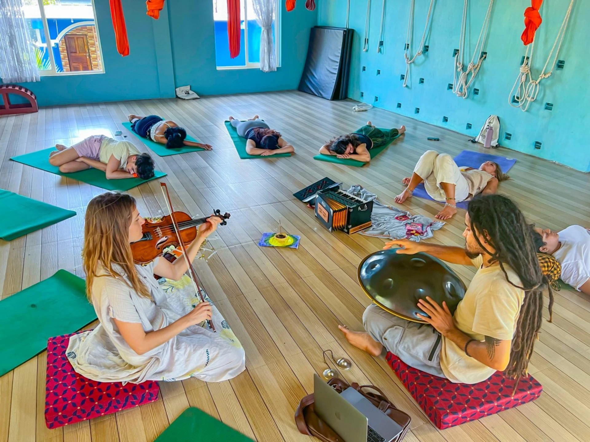 What Is Hybrid Yoga and Why Are More People practicing it Today